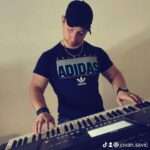 Jovan Savić klavijaturista i pevač