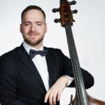 Petar Mitrović Van kontrabasista