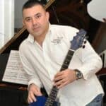 Ivan Anđelković gitarista i pevač